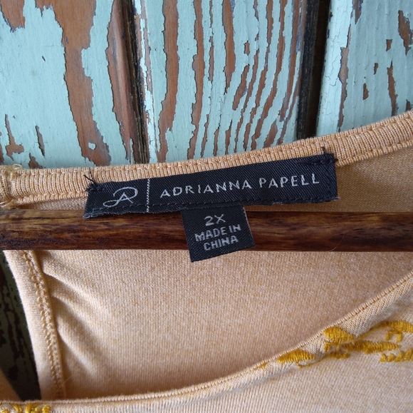 Adrianna Papell Top 2X - Picture 4 of 6
